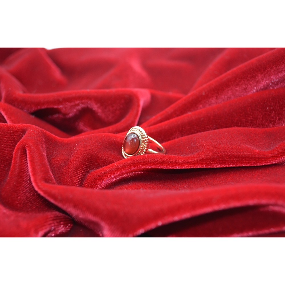 Vintage Gold Tone Oval Carnelian Cabochon Beaded Halo Statement Ring Size 7